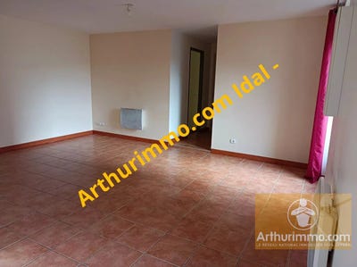 /international/fr/rue-emile-connes-severac-le-chateau-midi-pyrenees-310108217709/