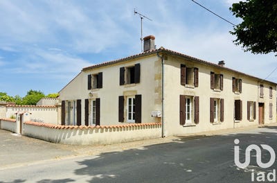 /international/fr/puyravault-charente-310100488972/?lang=zh-tw