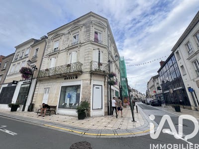 /international/fr/la-fleche-pays-de-la-loire-310105058064/