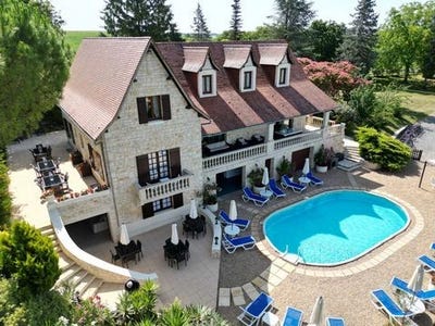 /international/fr/nanteuil-auriac-de-bourzac-aquitaine-120094745417/