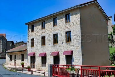 /international/fr/thiers-auvergne-310100498221/