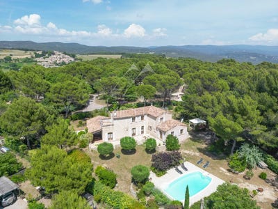 /international/fr/murs-provence-alpes-cote-d-azur-310119775032/