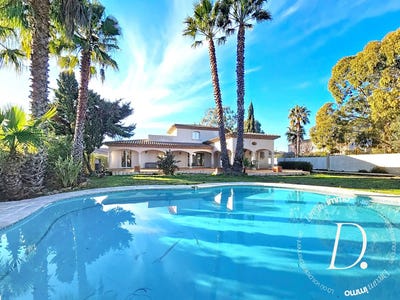 /international/fr/pomerols-languedoc-roussillon-310108377282/