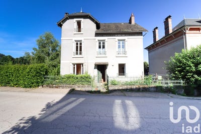 /international/fr/liginiac-limousin-310101032180/