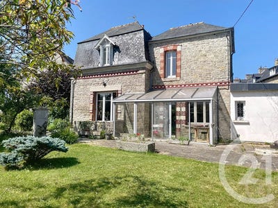 /international/fr/dinan-brittany-310100183136/