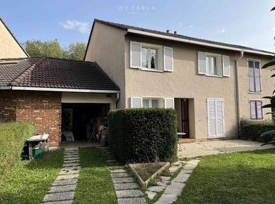 /international/fr/saint-germain-en-laye-ile-de-france-310099656822/