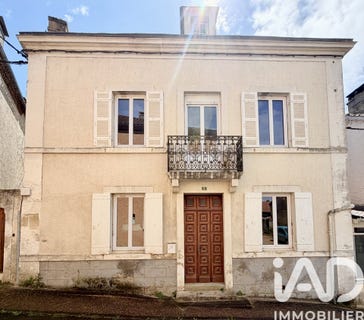 /international/fr/negrondes-aquitaine-310108049560/