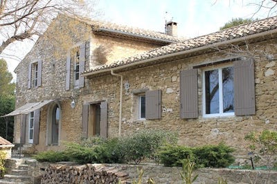 /international/fr/maubec-provence-alpes-cote-d-azur-310120471588/