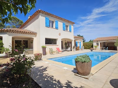 /international/fr/lorgues-provence-alpes-cote-d-azur-310109023622/