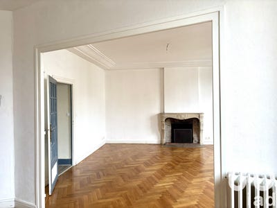 /international/fr/bourbon-lancy-burgundy-310106513273/