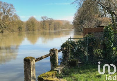 /international/fr/la-fleche-pays-de-la-loire-310097870285/