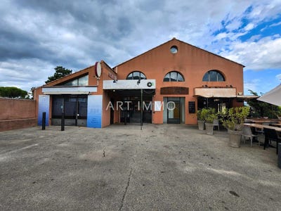 /international/fr/robion-provence-alpes-cote-d-azur-310109839406/
