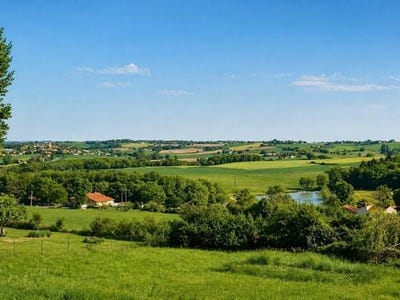 /international/fr/montjoire-midi-pyrenees-310107621708/