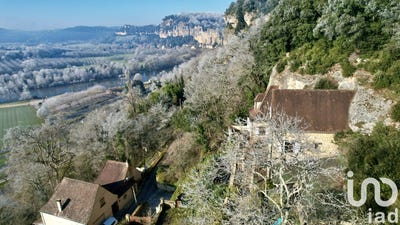 /international/fr/la-roque-gageac-aquitaine-310099053753/