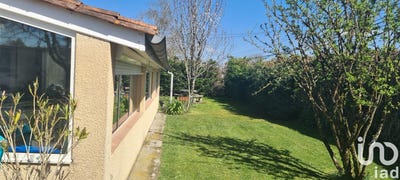 /international/fr/saint-estephe-charente-310101156715/