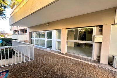 /international/fr/antibes-provence-alpes-cote-d-azur-310104148059/