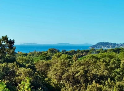 /international/fr/la-croix-valmer-hh-16155454-la-croix-valmer-provence-alpes-cote-d-azur-310107578836/