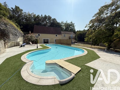 /international/fr/availles-en-chatellerault-charente-310108049696/