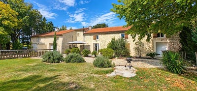 /international/fr/grignan-rhone-310119975484/