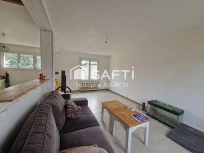 /international/fr/blois-centre-val-de-loire-310105822008/
