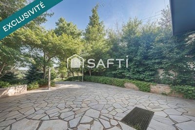 /international/fr/montreuil-ile-de-france-310101391140/