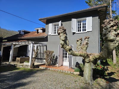/international/fr/castelnau-riviere-basse-midi-pyrenees-310108553473/