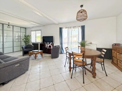 /international/fr/saint-medard-d-eyrans-aquitaine-310109078447/?lang=th