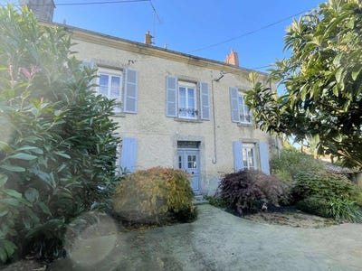 /international/fr/breuil-barret-pays-de-la-loire-310097272646/