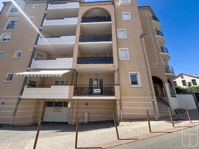 /international/fr/aubenas-rhone-310108928489/