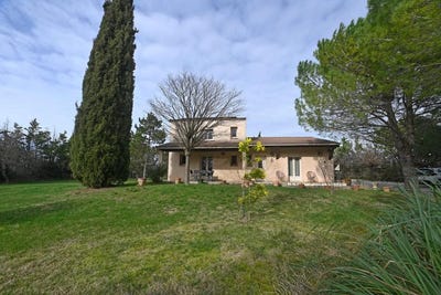 /international/fr/saint-hilaire-de-brethmas-languedoc-roussillon-310107709379/