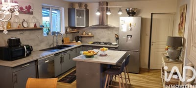 /international/fr/saint-denis-de-pile-aquitaine-310104042292/