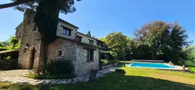 /international/fr/chatellerault-charente-310108009117/?lang=th