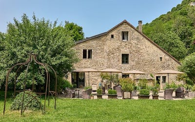 /international/fr/baume-les-messieurs-franche-comte-310100639617/?lang=en