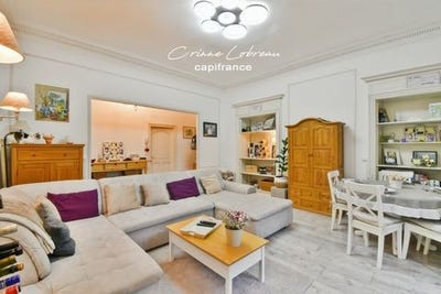 /international/fr/charnay-les-macon-burgundy-310100702206/