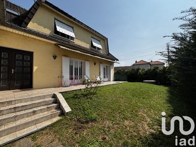 /international/fr/romilly-sur-seine-ardennes-310101734069/