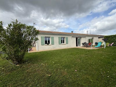 /international/fr/pisany-charente-310108104190/