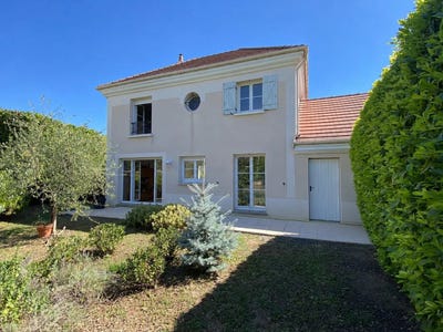 /international/fr/chanteloup-les-vignes-la-basse-normandie-310109179550/