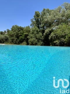 /international/fr/meyreuil-provence-alpes-cote-d-azur-310100439060/