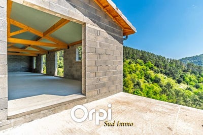 /international/fr/les-ollieres-sur-eyrieux-rhone-310107451280/