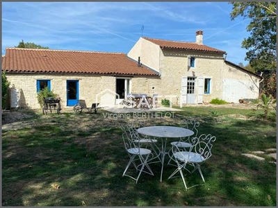 /international/fr/secondigne-sur-belle-charente-310110330902/
