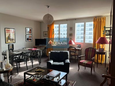 /international/fr/cholet-pays-de-la-loire-310100084545/