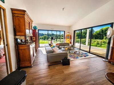/international/fr/baud-brittany-310108488258/