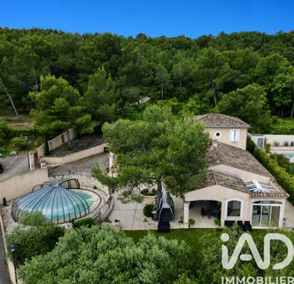 /international/fr/caveirac-languedoc-roussillon-310107409729/
