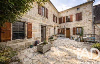 /international/fr/lacapelle-marival-midi-pyrenees-310104506744/