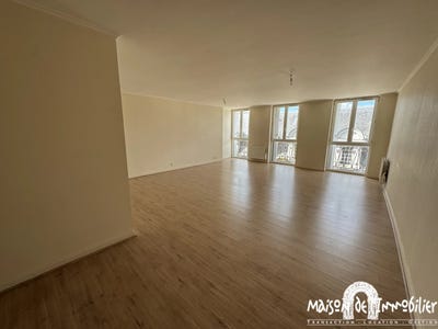 /international/fr/cognac-charente-310105009380/