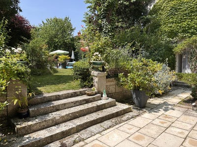 /international/fr/saint-jean-d-angely-charente-310101036489/?lang=zh-cn