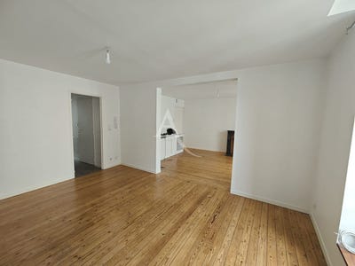 /international/fr/cholet-pays-de-la-loire-310106133535/