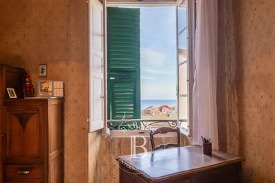/international/fr/bastia-corsica-310103732482/