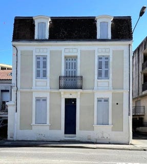 /international/fr/perigueux-aquitaine-310107562144/