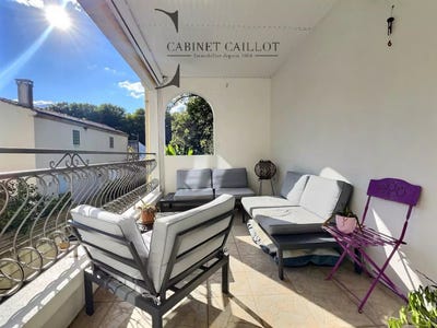 /international/fr/saintes-charente-310108248525/